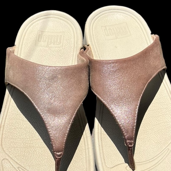 🌻Fit Flop Metallic Triangular Toe-Post Sandals Size 7 - Picture 8 of 10